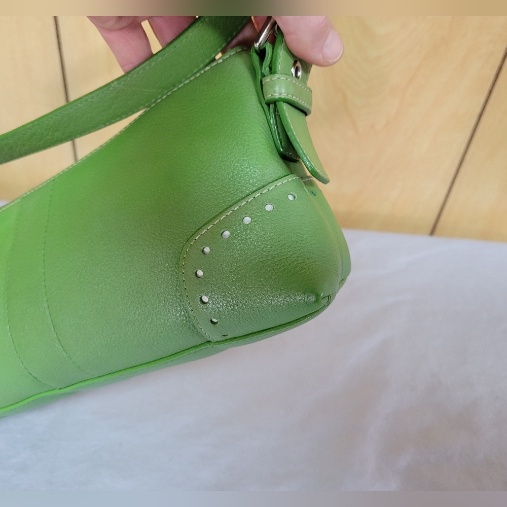 Coach Hamptons Demi Green Vintage Baguette - Picture 6 of 16